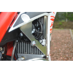 Protection de radiateur AXP aluminium - Beta X-Trainer 300 Protection de radiateur AXP aluminium - Beta X-Trainer 300