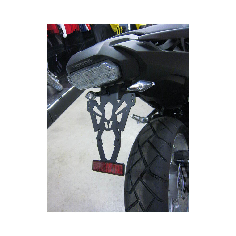 Support de plaque V PARTS noir Honda NC750X V PARTS 1 - AVSmoto Racing Parts 