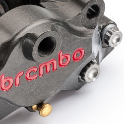 Etrier Brembo axial taillé masse entraxe 64mm