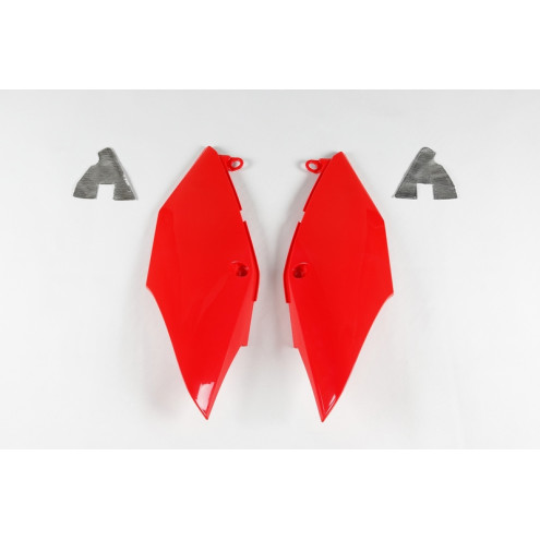 Plaques latérales UFO rouge Honda CRF25R/450R/RX
