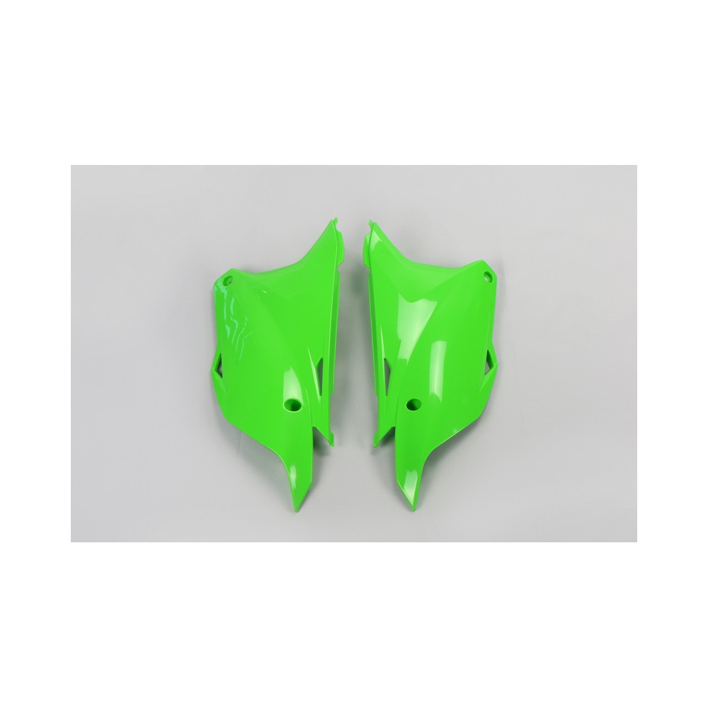 Plaques latérales UFO