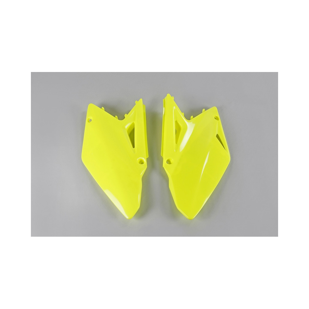 Plaques latérales UFO