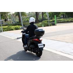 Top case SHAD SH26 noir 3kg 26L