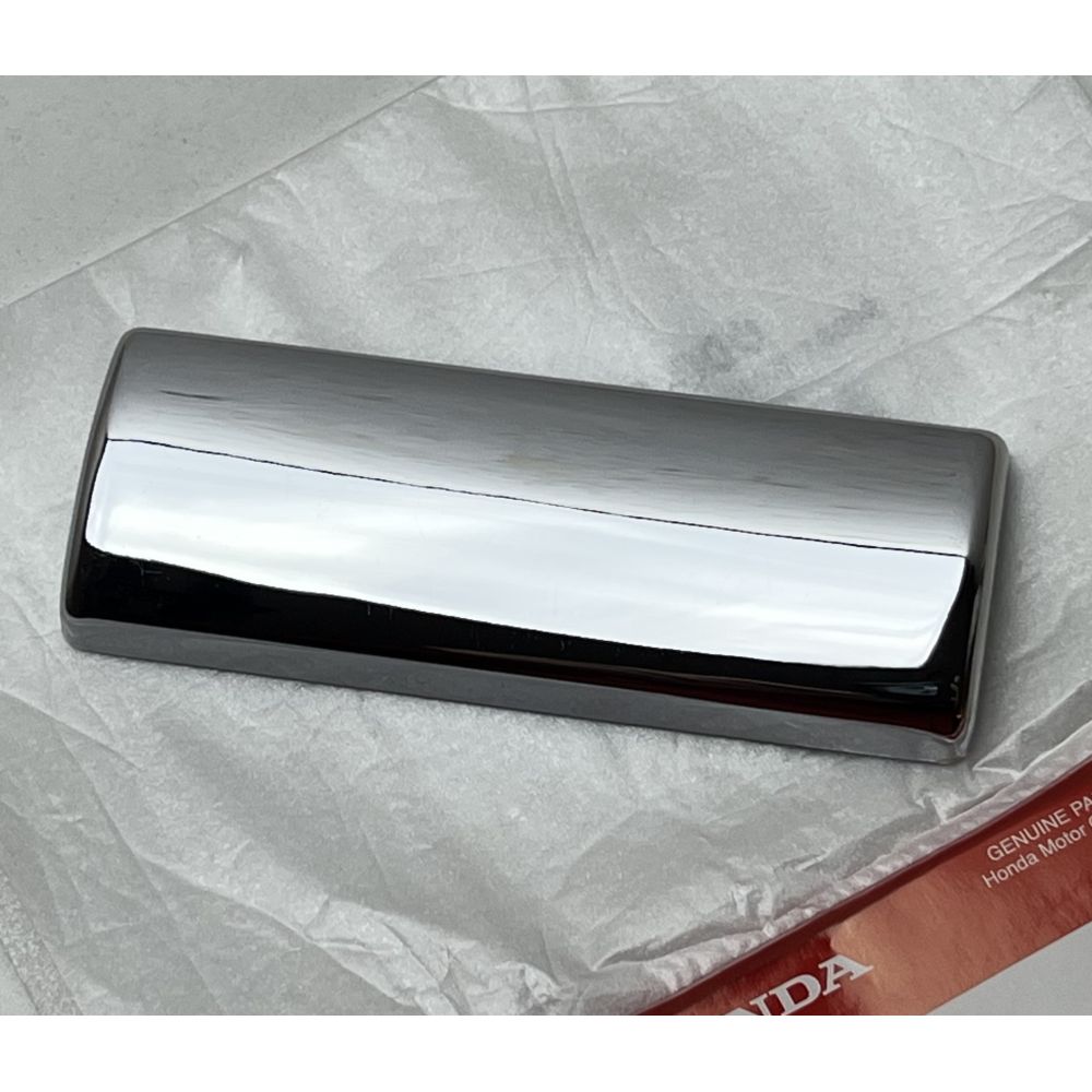 Enjoliveur échappement chromé - Honda VF 750 C Magna RC28