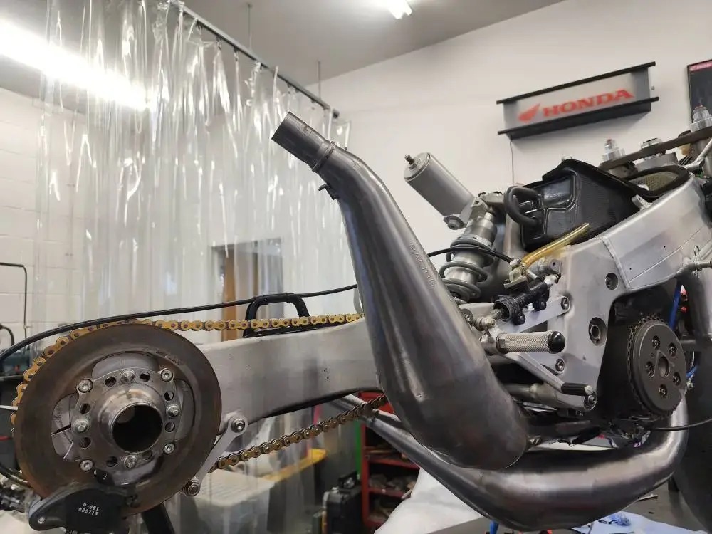 Honda NSR500V NX6 Tyga Performance — photo 27