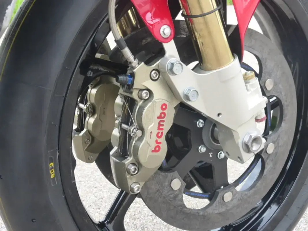 Honda NSR500V NX6 Tyga Performance — photo 8