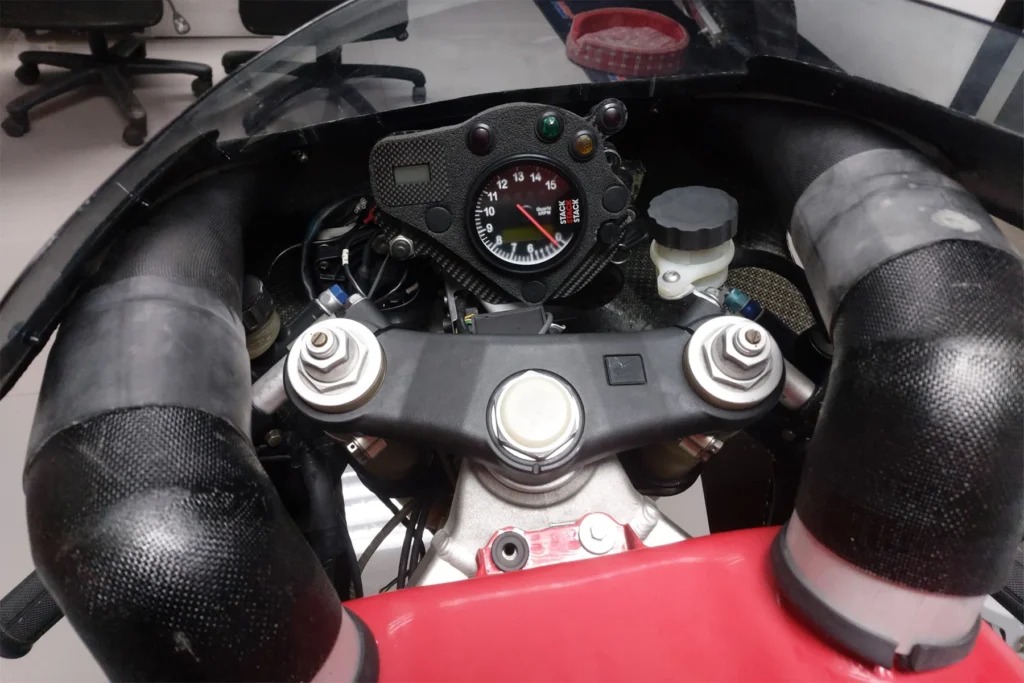 Honda RVF750R RC45 NL5 — projet Tyga Performance, photo 13