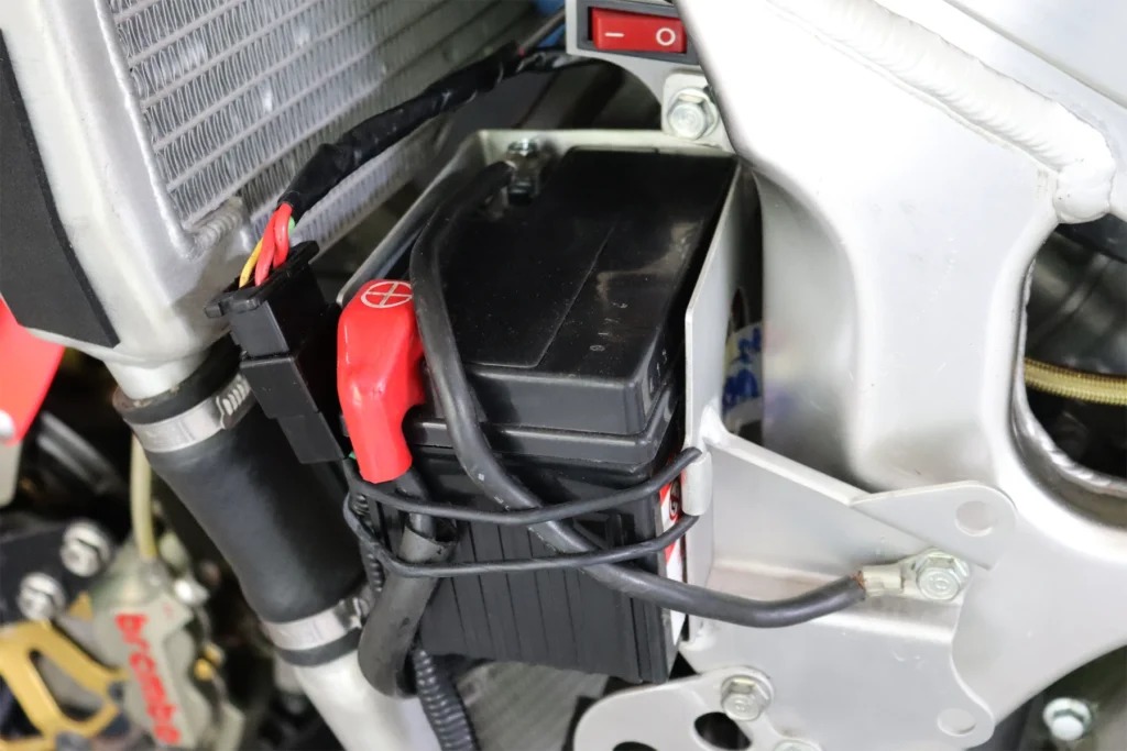 Honda RVF750R RC45 NL5 — projet Tyga Performance, photo 23