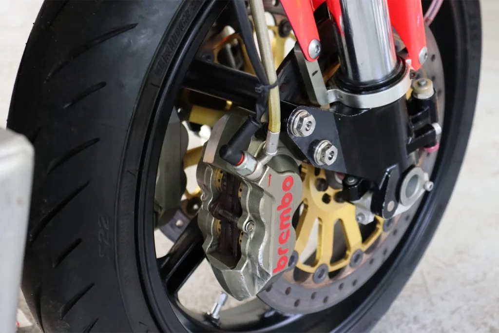Honda RVF750R RC45 NL5 — projet Tyga Performance, photo 28