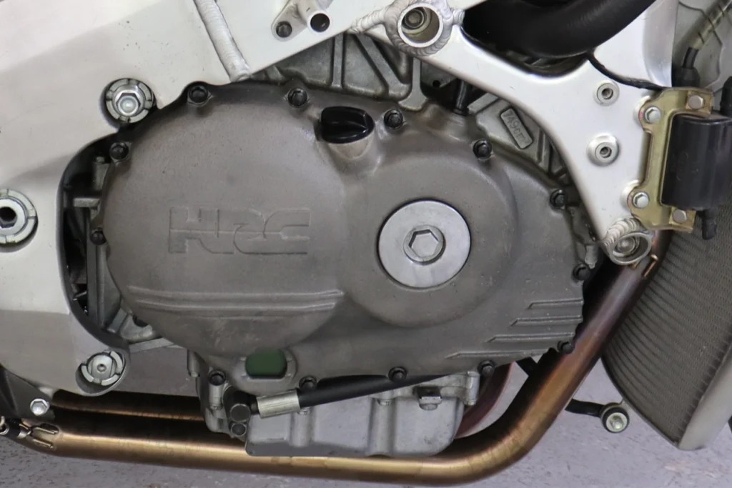 Honda RVF750R RC45 NL5 — projet Tyga Performance, photo 29