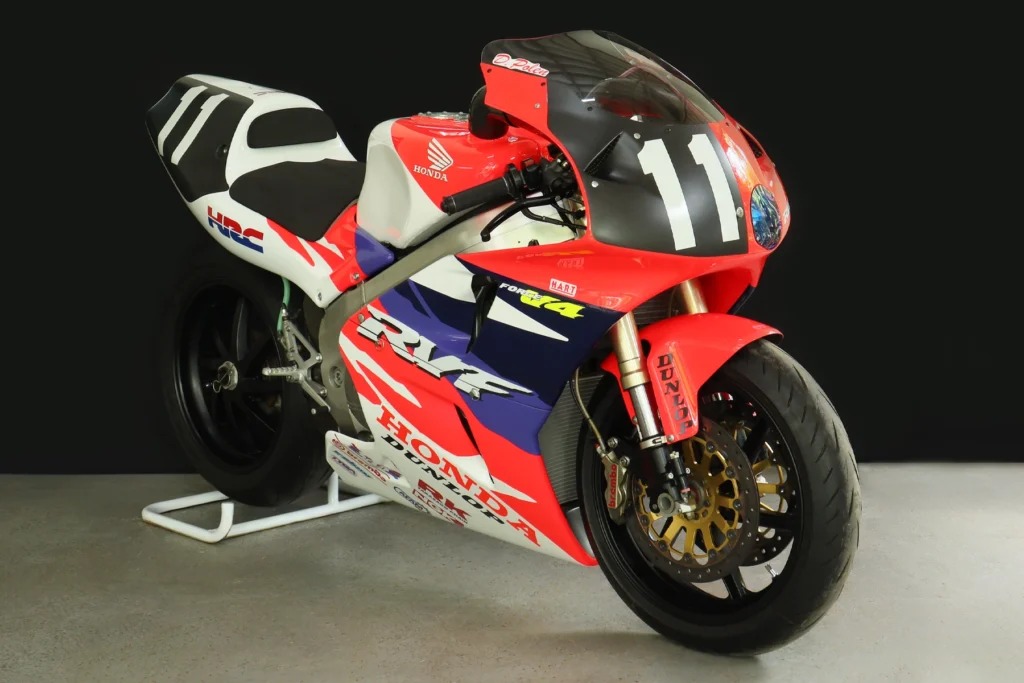 Honda RVF750R RC45 NL5 — projet Tyga Performance, photo 54