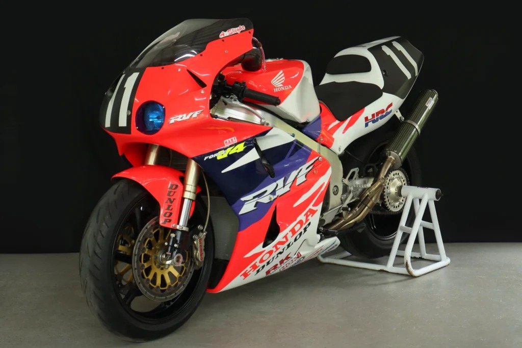 Honda RVF750R RC45 NL5 — projet Tyga Performance, photo 55
