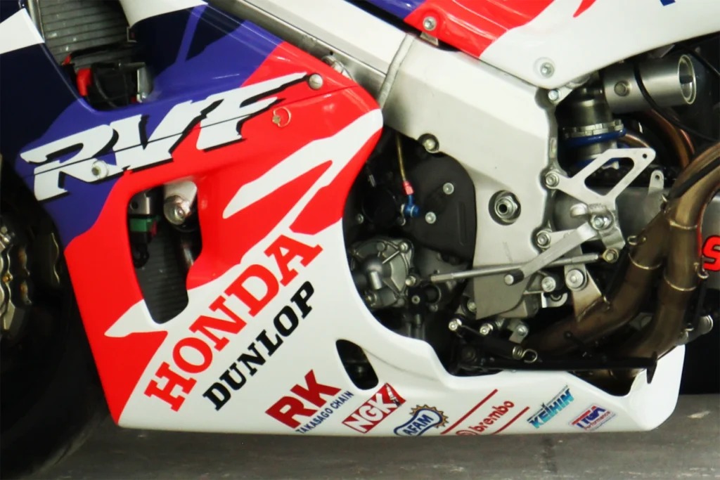 Honda RVF750R RC45 NL5 — projet Tyga Performance, photo 64